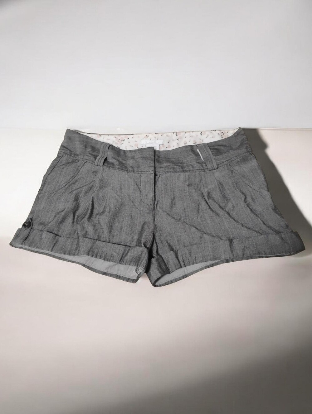 Charlotte Russe Vintage Women’s Gray Tailored Casual Shorts Size 13